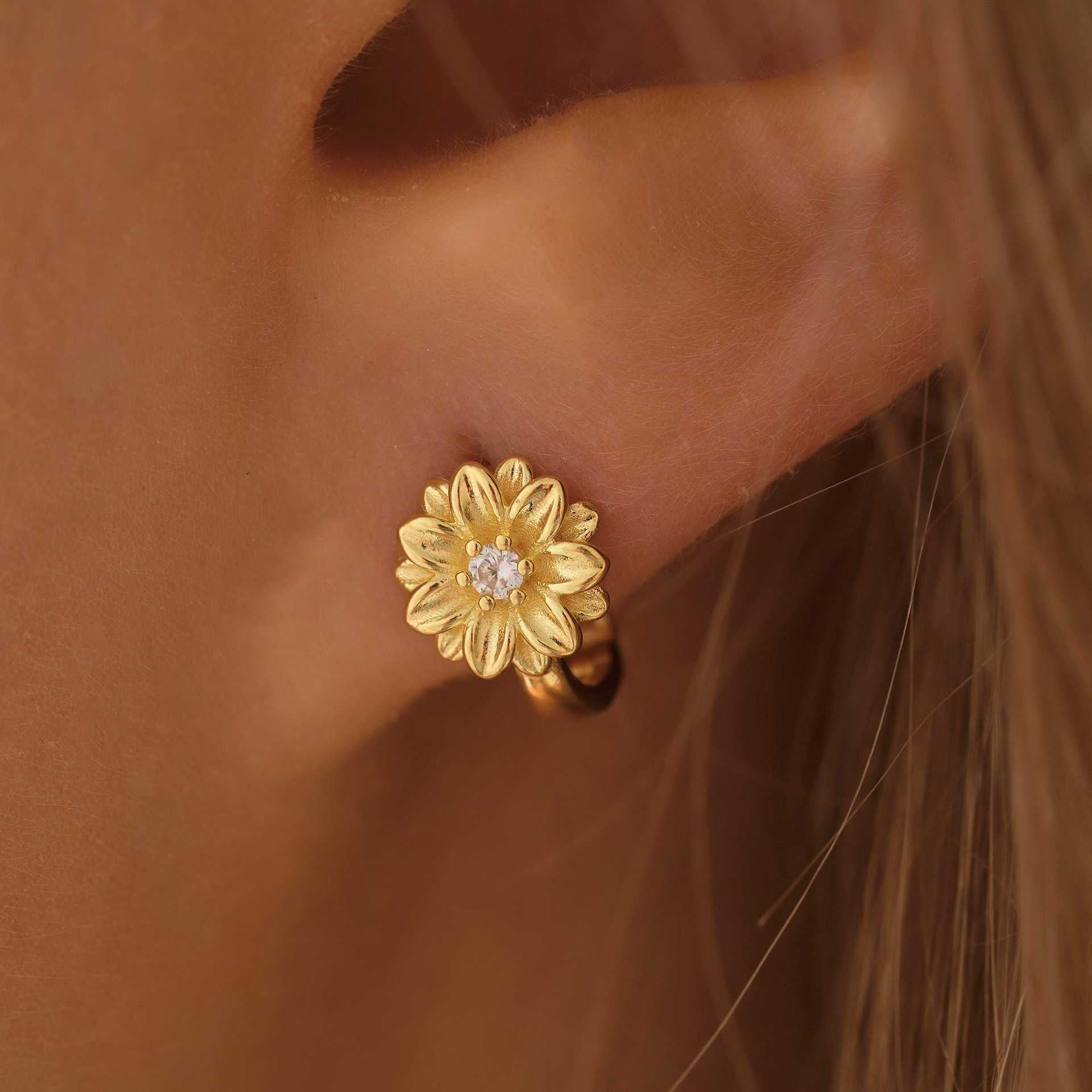 Wholesale  Flower Earrings December Birth Flower Earrings Plant Florals