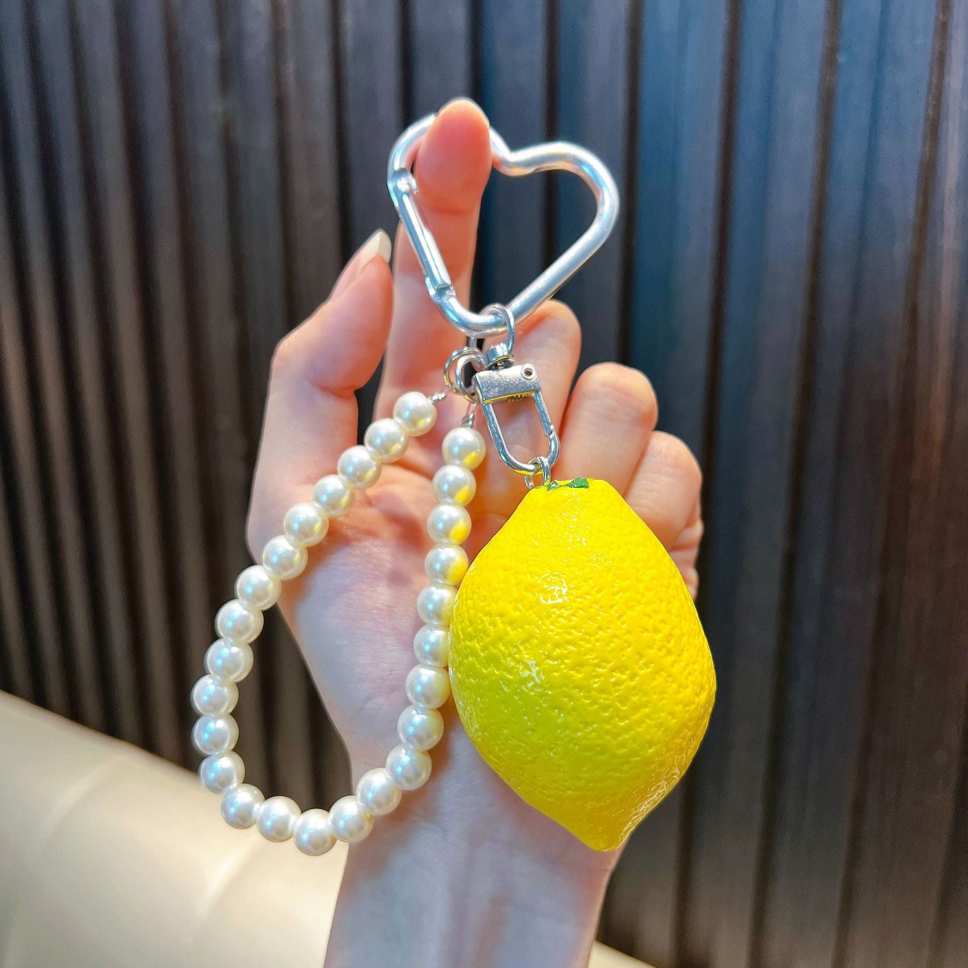Wholesale Trendy Resin Bead Keychain Keyring Charm for Car Key Bag Decor