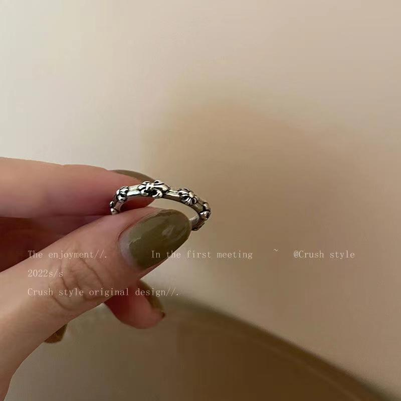 Wholesale Antique Silver Alloy Hollow Star Open Ring Women S Vintage Distressed Adjustable Ring Everyday Fashion Accessory