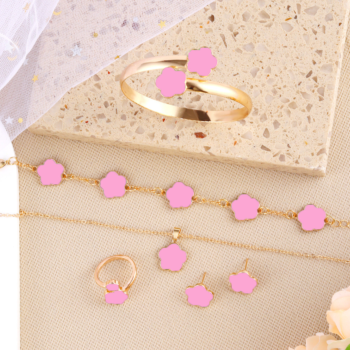 Wholesale Five Leaf Flower Earrings Necklace Bracelet Bracelet Ring Set ACC-NE-ErJJ003
