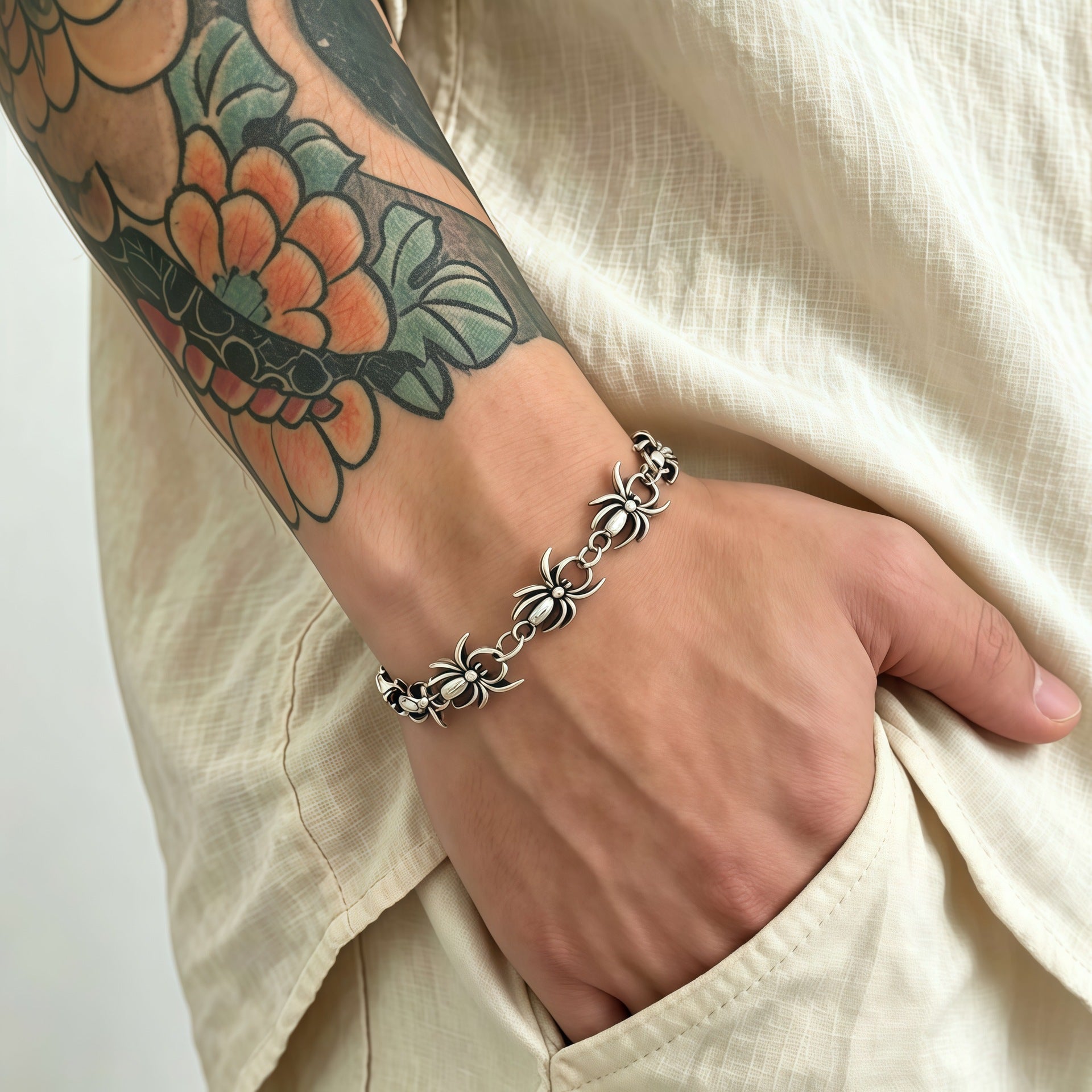 Wholesale Gothic  Wrist Chain Street Hip Hop Alloy Bracelet Fashion Jewelry Accessory Trendy Gift
