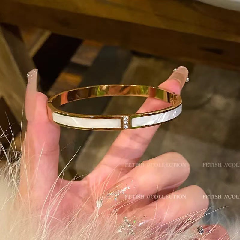 Wholesale Light Luxury Full Diamond Titanium Steel Bracelet ACC-BT-XKL003