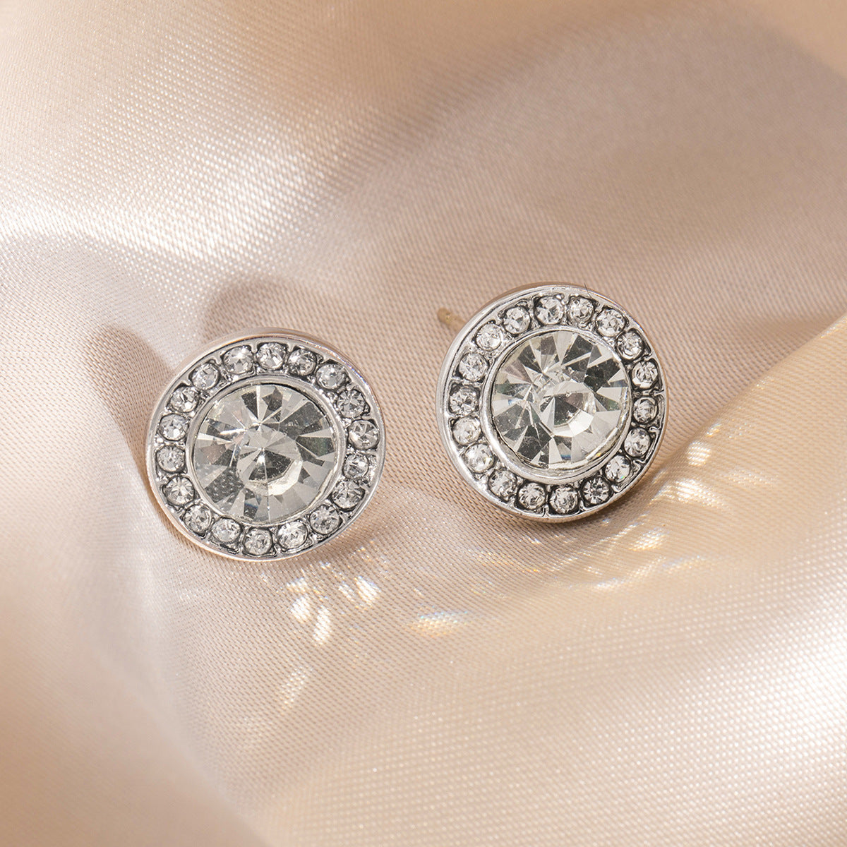 Wholesale Simple Small Stone Stone Inlays Diamond Earrings ACC-ES-MDD060