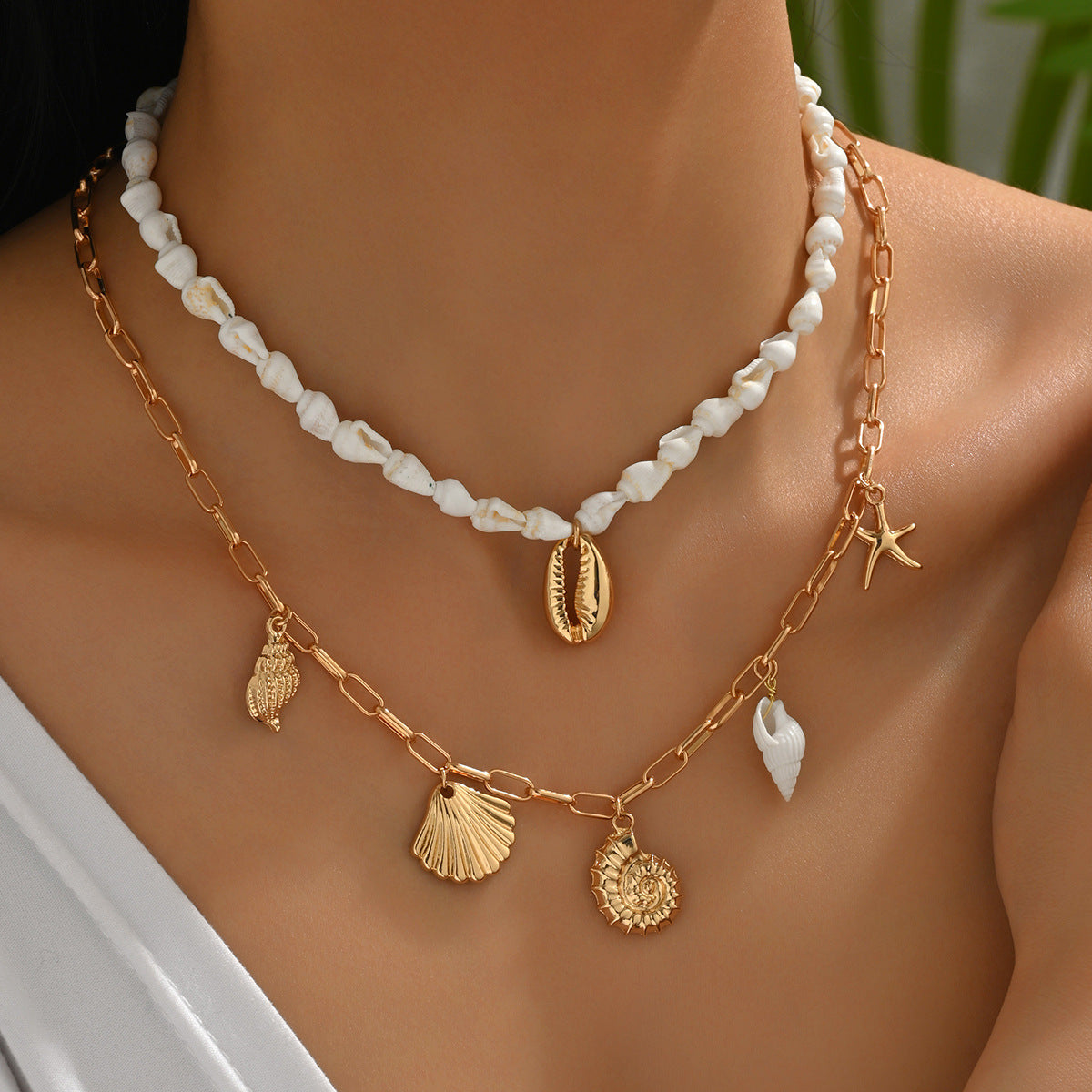 Wholesale seashell pendant  layered clavicle chain necklace.