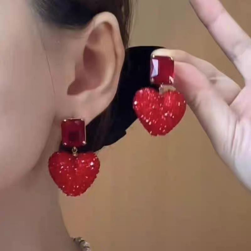 Wholesale Valentine's Day red gravel full diamond heart earrings