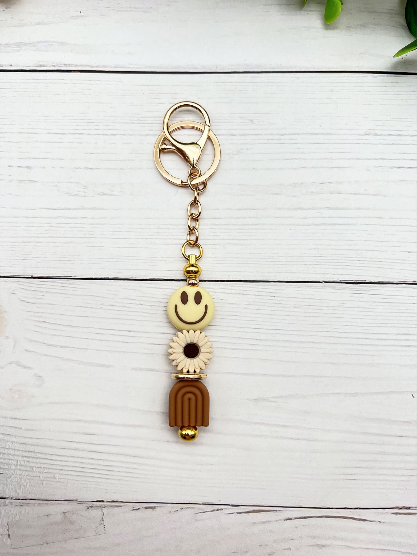 Wholesale Cute Smiley Dot Bowknot Silicone Beaded Keychain ACC-KC-JiuYa006