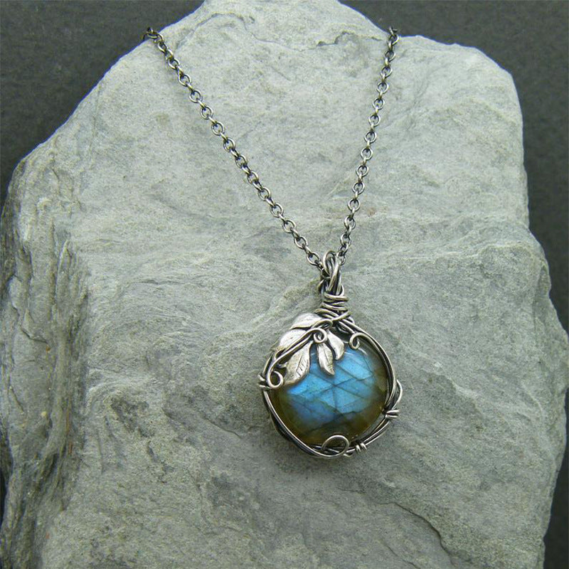 Wholesale  retro personality leaves wrapped Moonstone pendant necklace