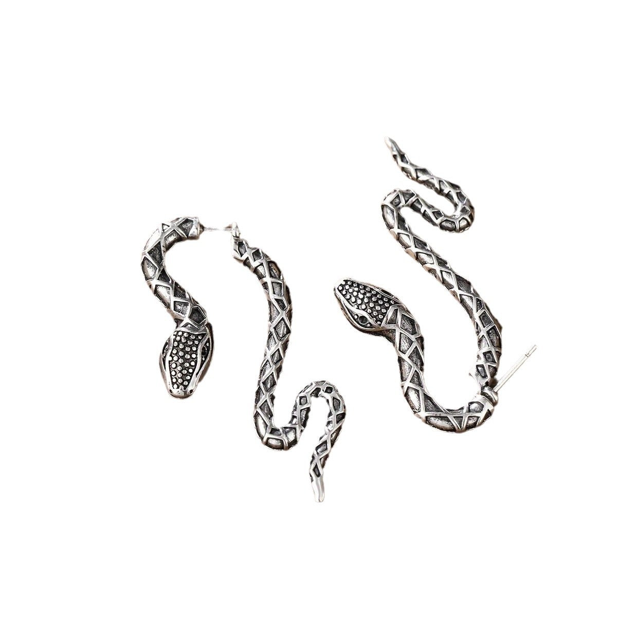 Wholesale  creative personality twisted snake pendant earrings