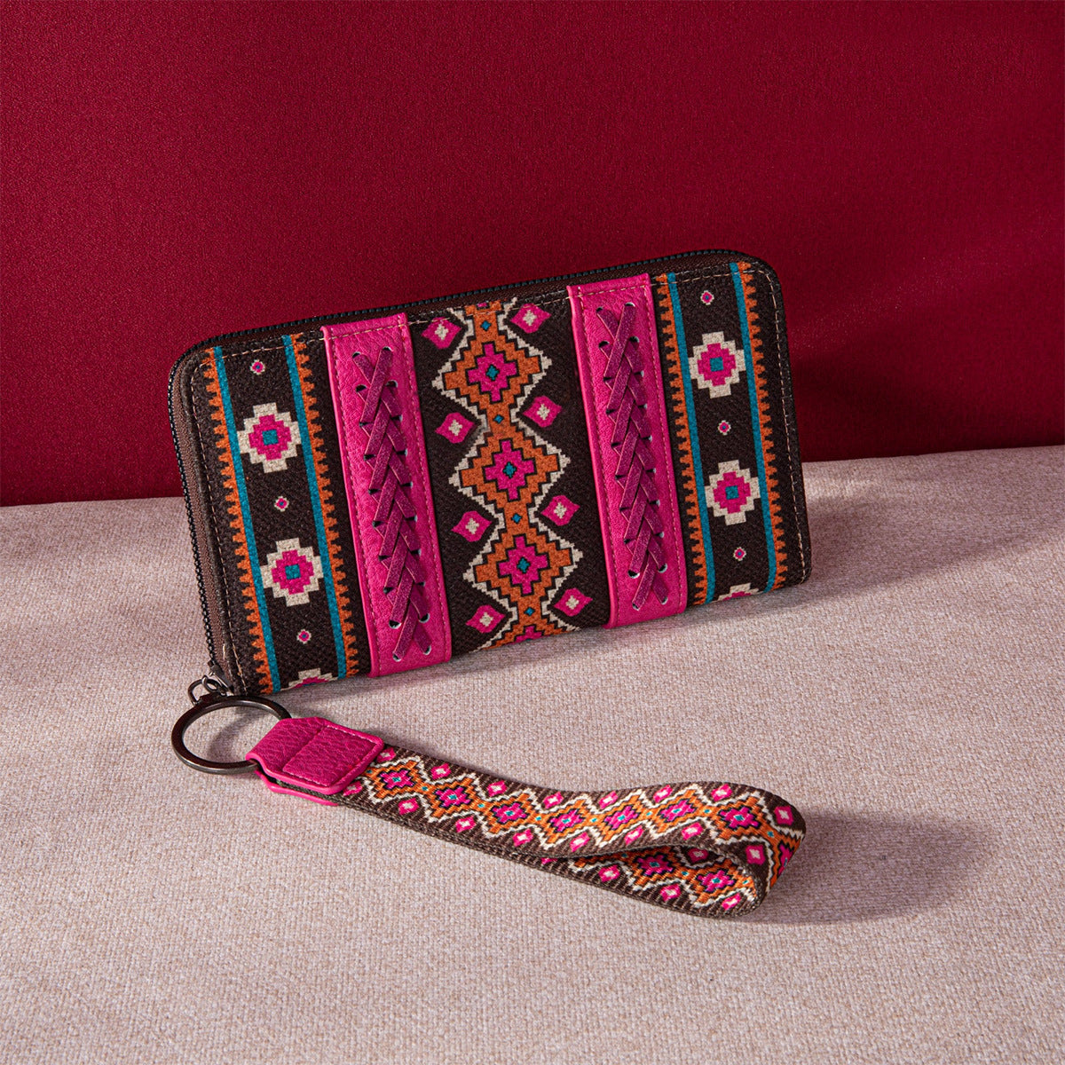 Wholesale Vintage Cotton Linen Aztec Western Style Bohemian Clutch Wallet