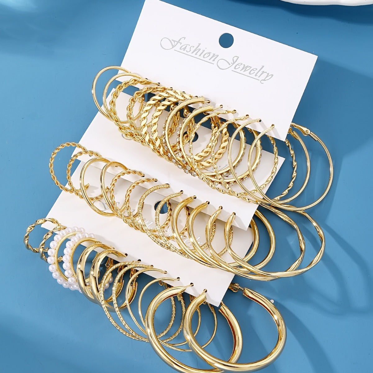 Wholesale metal earrings  gold c-shaped inlaid rhinestone earrings