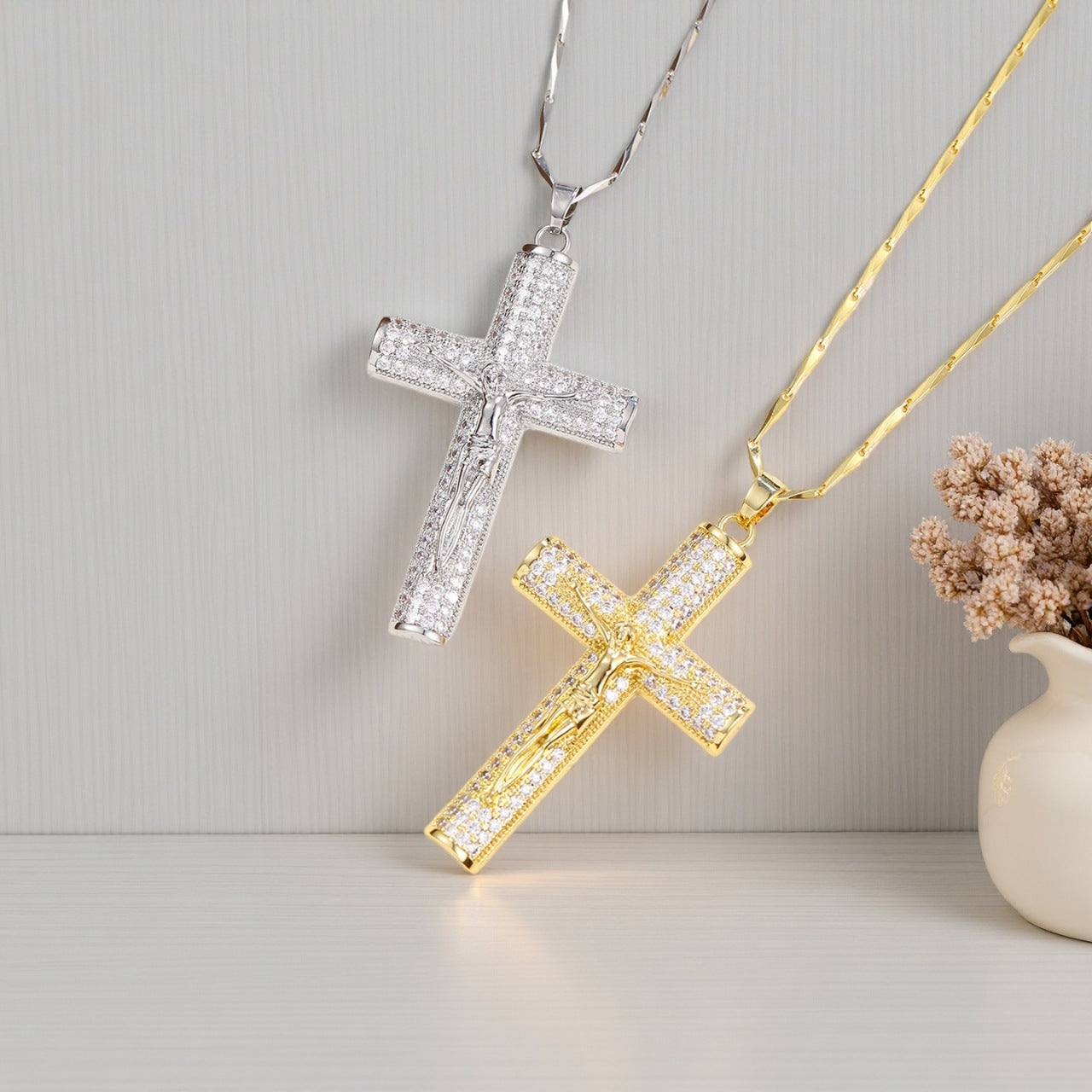 Wholesale Cross-Border Hot-Selling Fashionable Versatile Copper Inlaid Zircon Cross Pendant Necklace High-End Hip-Hop Portrait Necklace