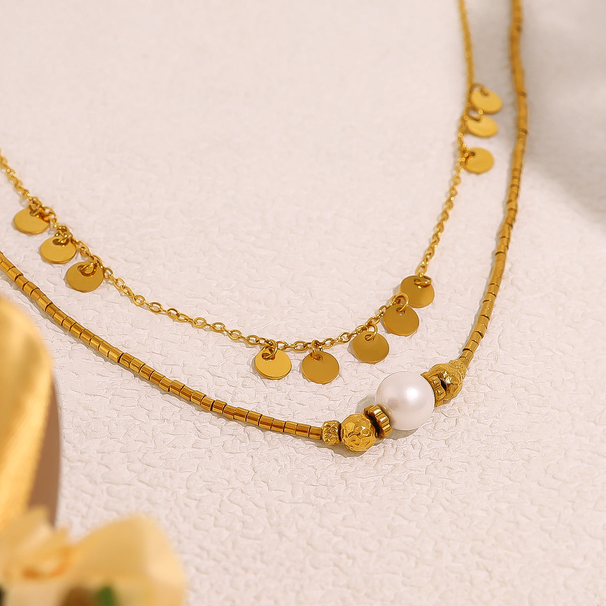 Wholesale  Stainless steel pearl tassel metal disc clavicle necklace