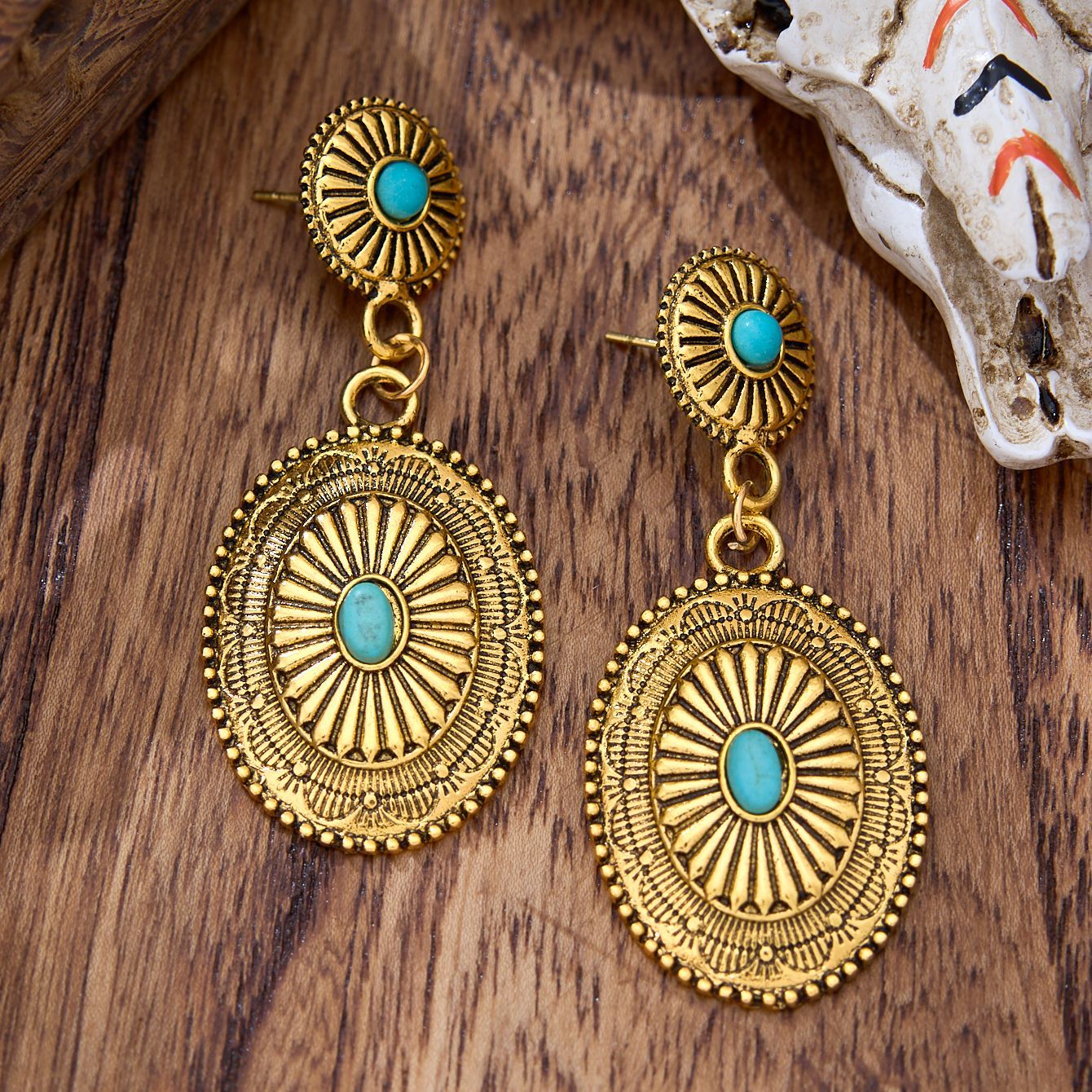 Wholesale Zinc Alloy Antique Gold Earrings Bohemian Retro Oval Totem Jewelry Accessory for Party