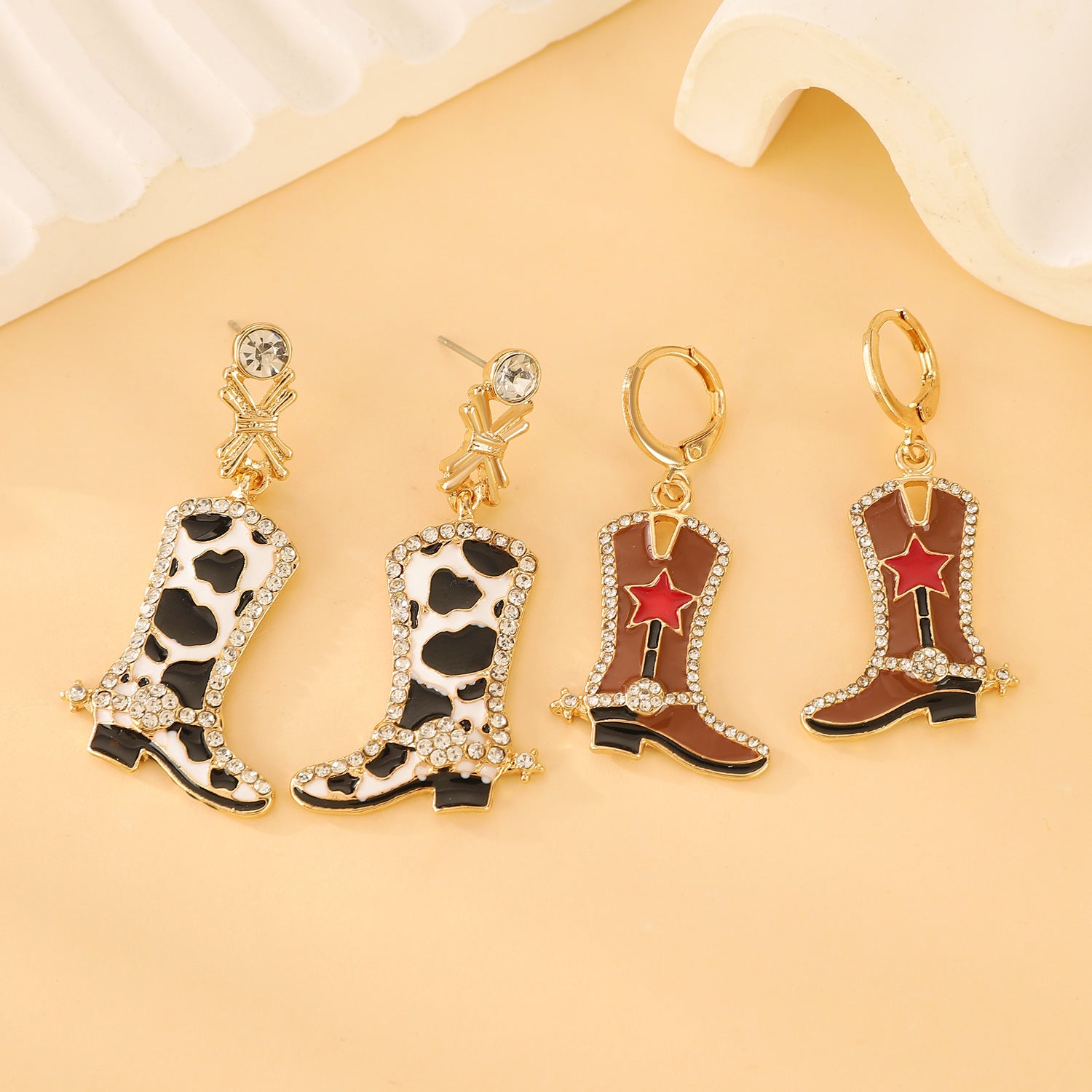 Wholesale Oil Drop Western Cowboy Red Star Cow Pattern Boots Earrings