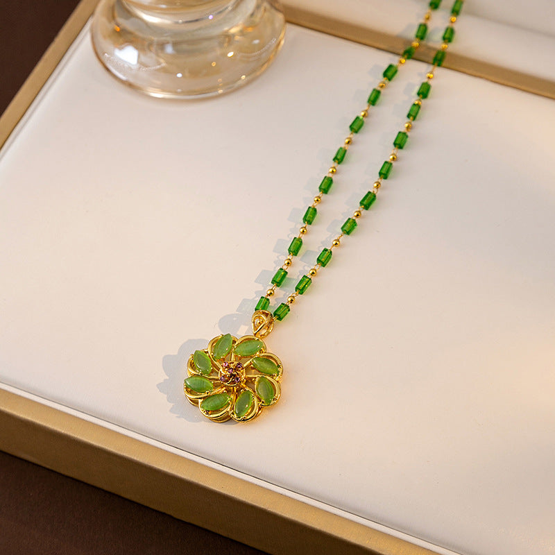 Wholesale  Retro Emerald Gradient Peace Button Necklace