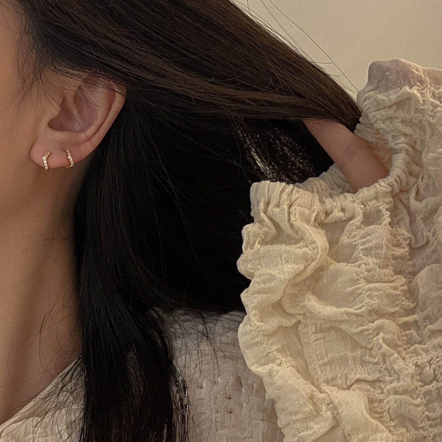 Wholesale Korean Style Gold Plated Copper Mini Diamond Earrings Women Light Luxury