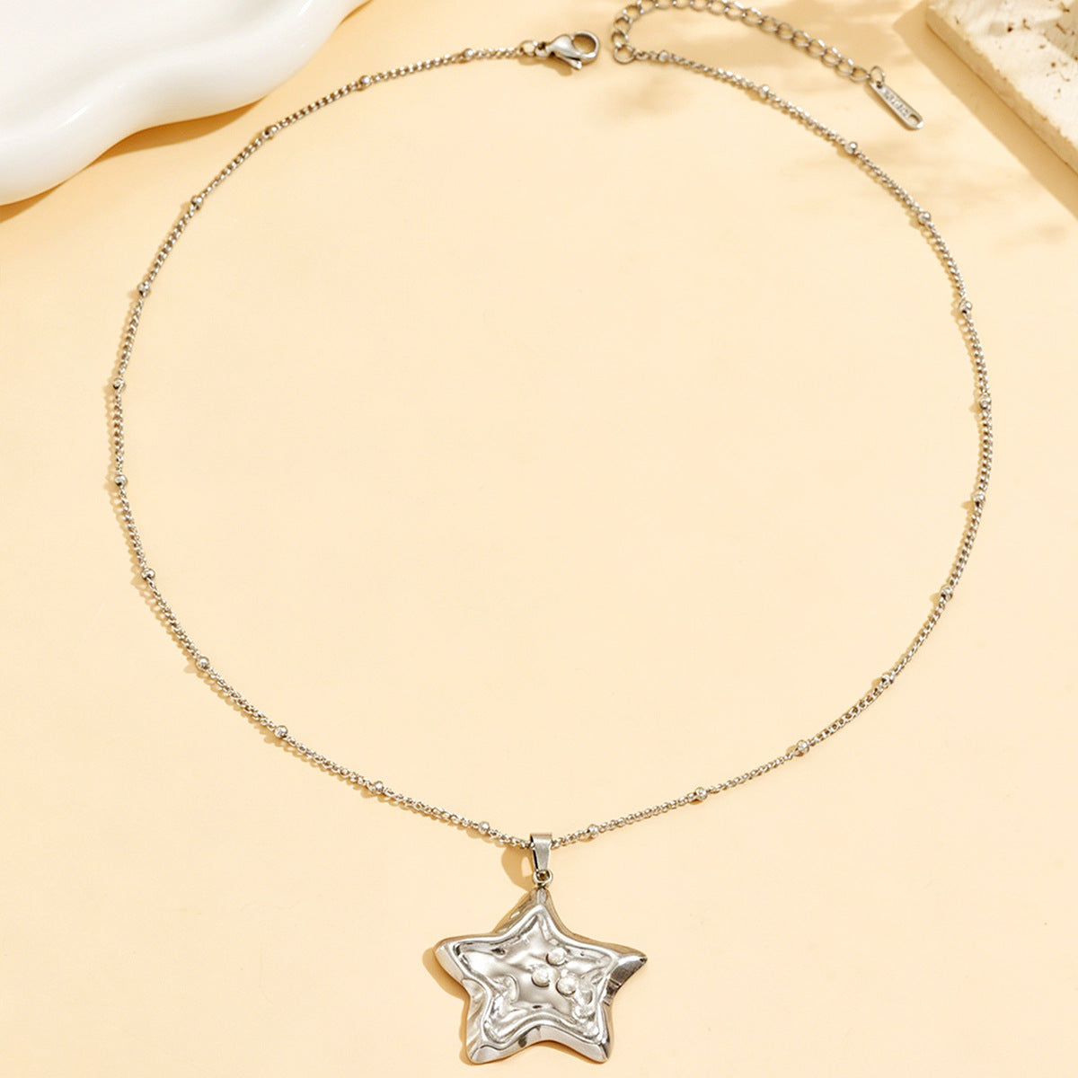 Wholesale Fresh Vacation Style Pearl Starfish Pendant Necklace 18K Gold Plated Stainless Steel Women S Collarbone Chain Fashion Accessory