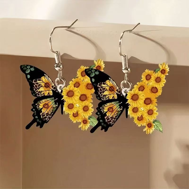 Wholesale Trendy Acrylic Insect Earrings Butterfly Bee Design Fashion Jewelry Accessory for Boutique Resale