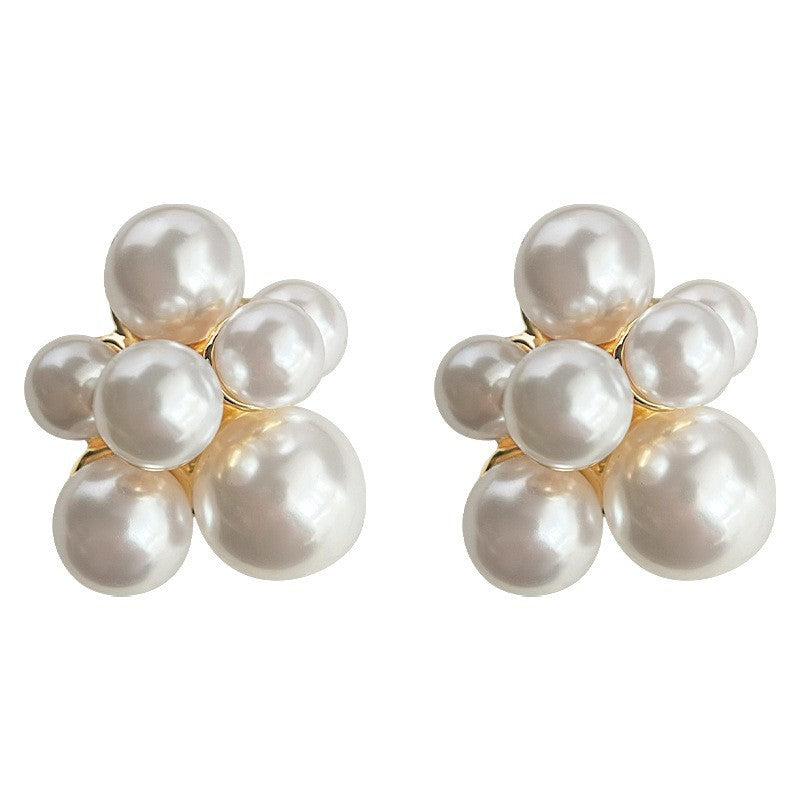 Wholesale White Camellia Heart Shape Flower Earrings for Party Wear Fashion Accessory