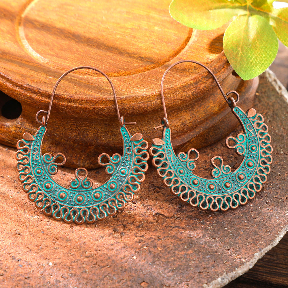 Wholesale Retro European and American Style Earrings for Women,  Bohemian Hollow Pattern Alloy Earrings,  Ethnic Holiday Style Personalized Accessories