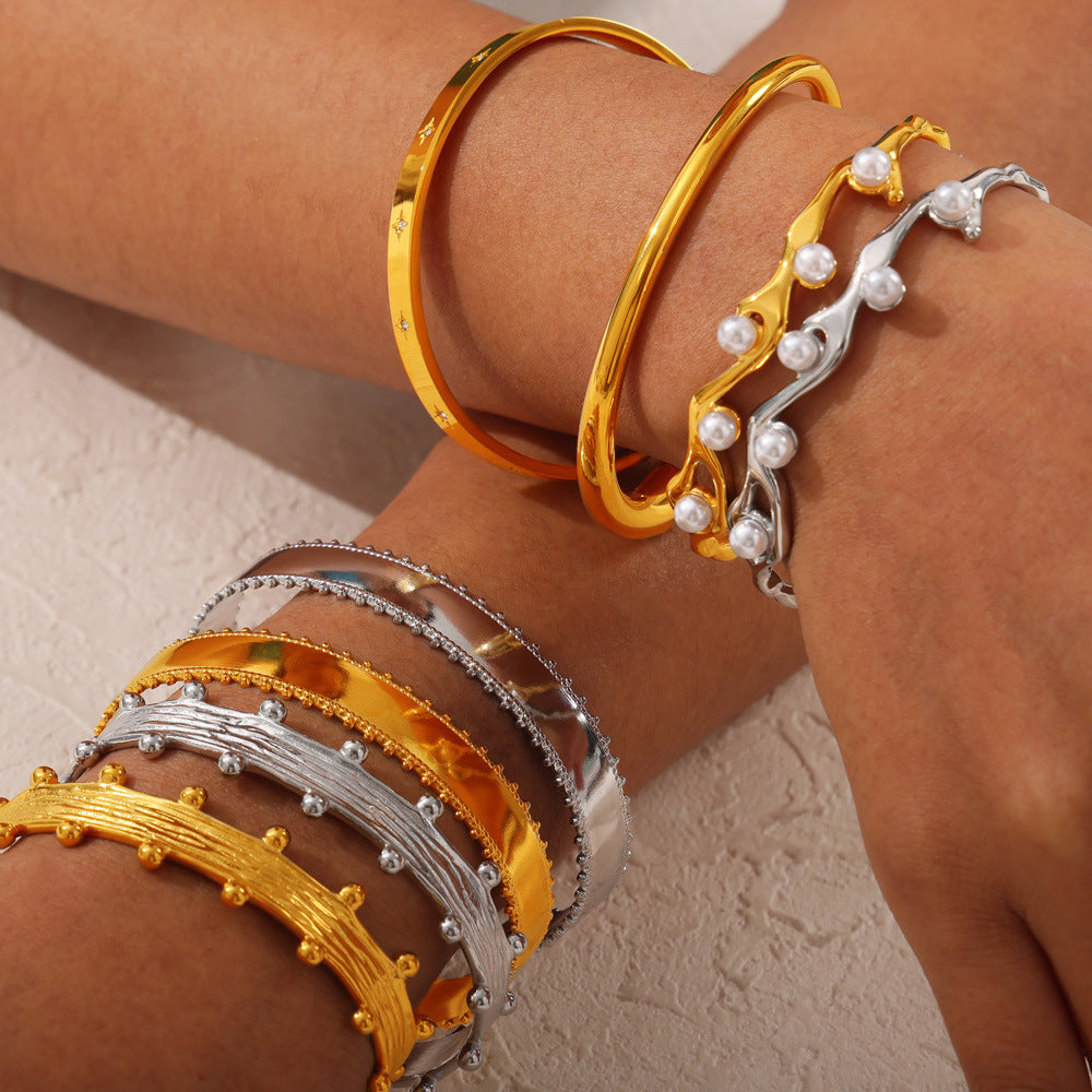 Wholesale  personality retro titanium steel open bracelet