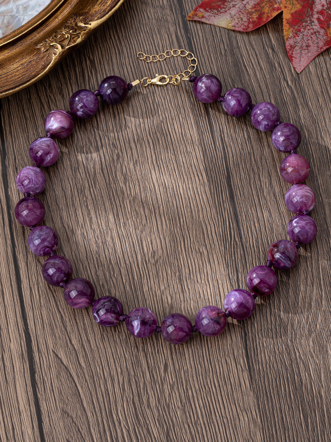 Wholesale Modern Boho Handmade Resin Cloud Bead Necklace For Women Mahogany Boutique Jewelry Accessory