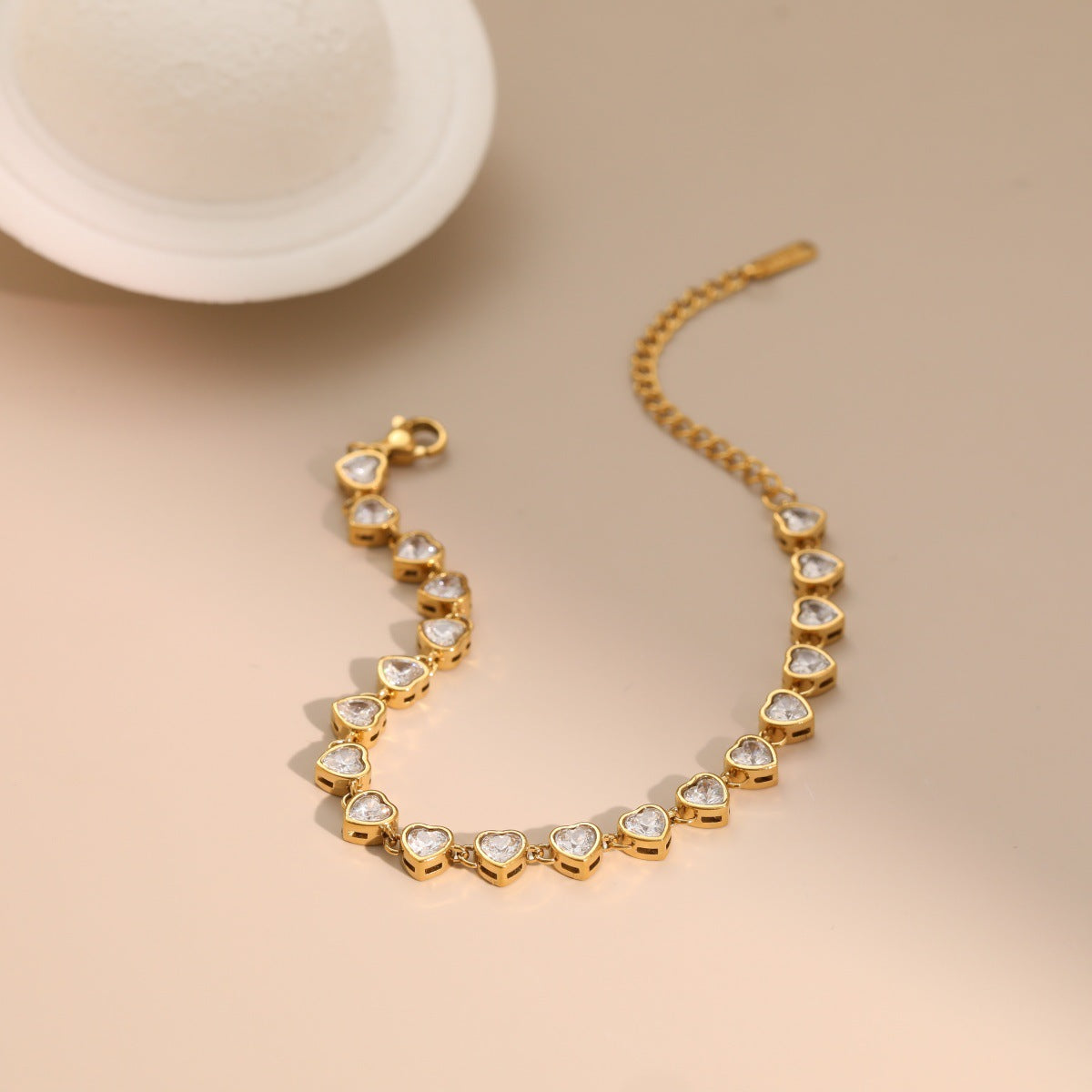 Wholesale Sweet and Cool Heart-Shaped Zircon Paperclip Necklace
