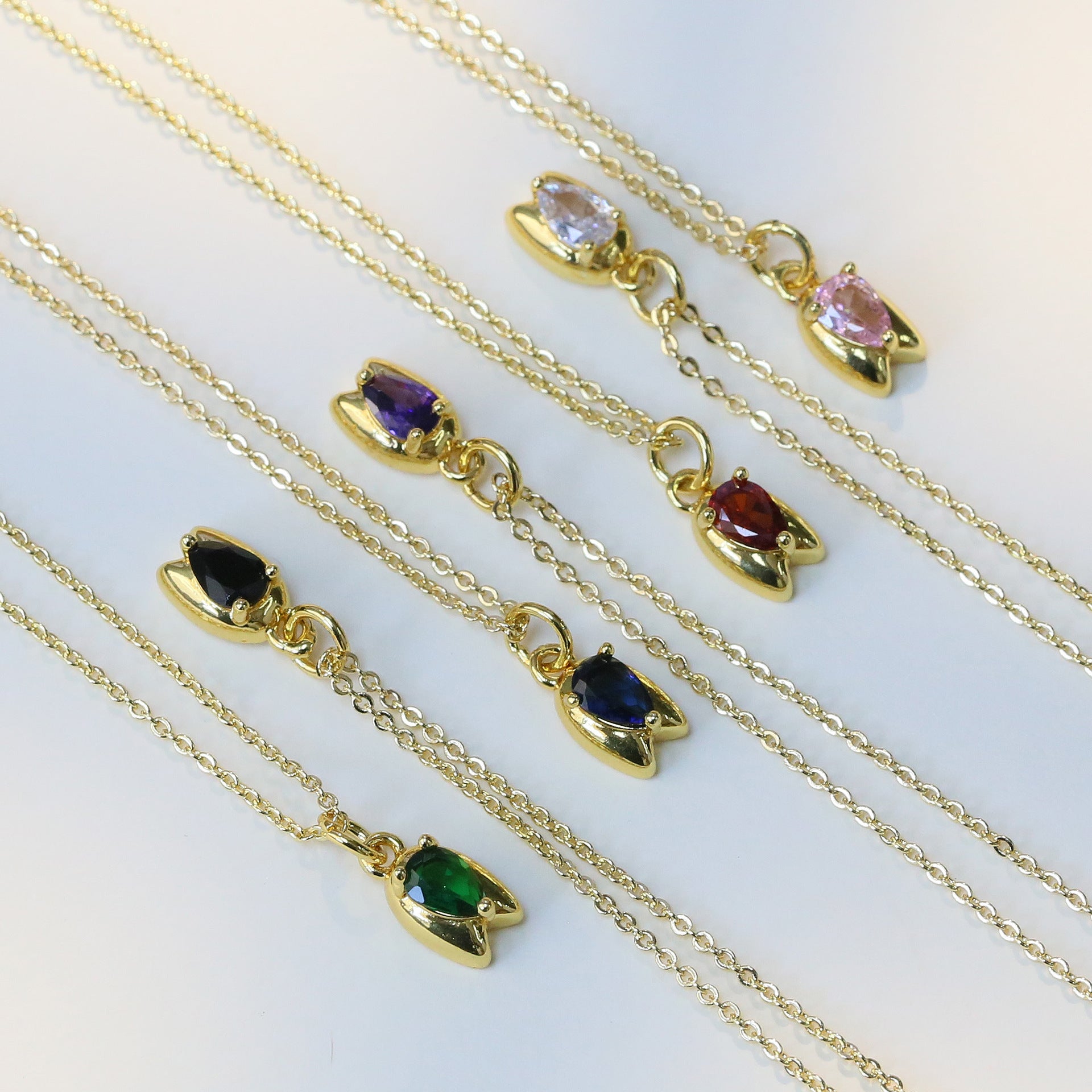 Wholesale Light luxury zircon rose flower bud pendant necklace