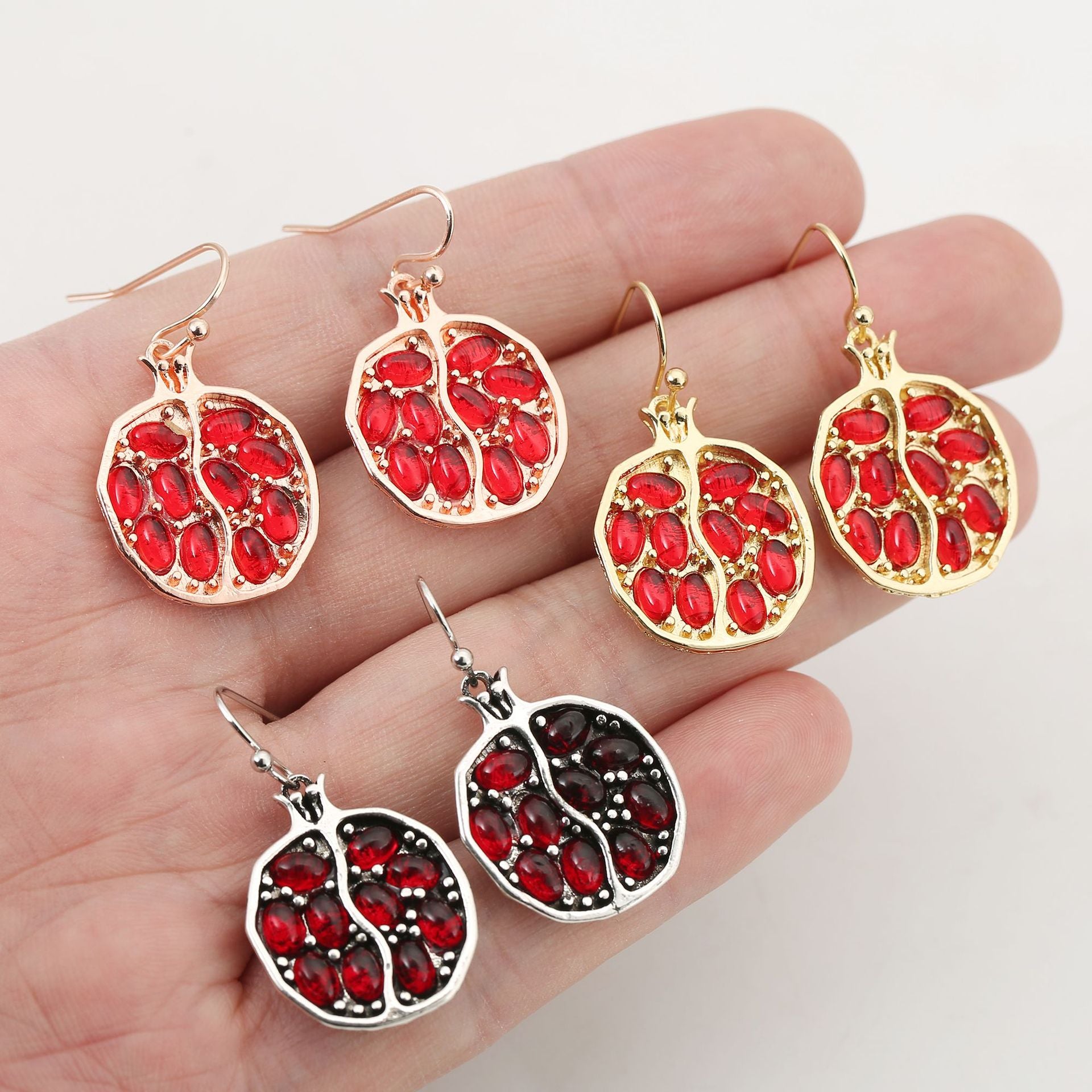 Wholesale Bohemian Red Pomegranate Drop Earrings Gold Zinc Alloy Jewelry Accessory