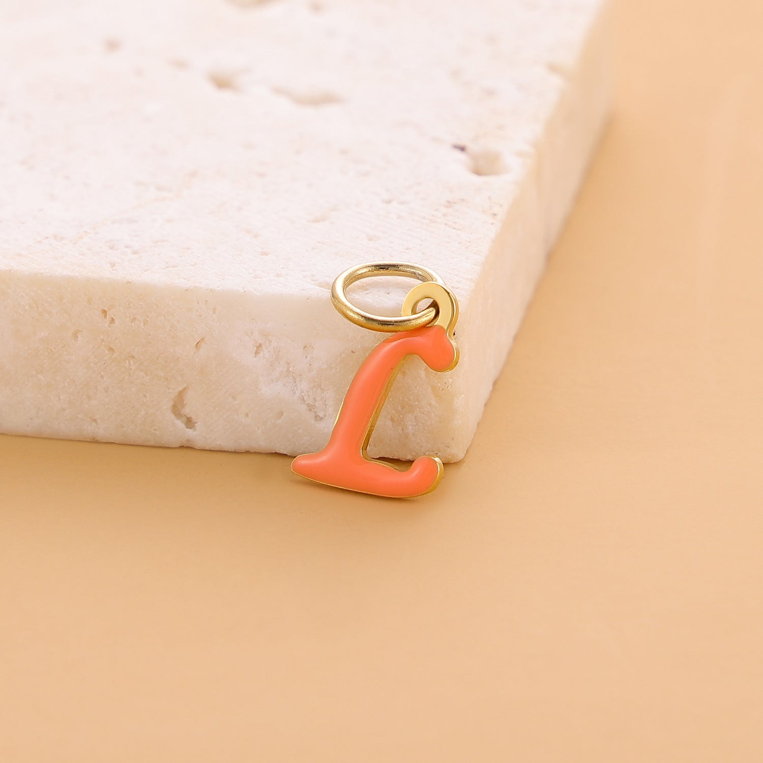 Wholesale Colorful 26 English letter pendant oil drop titanium steel vacuum plating pendant