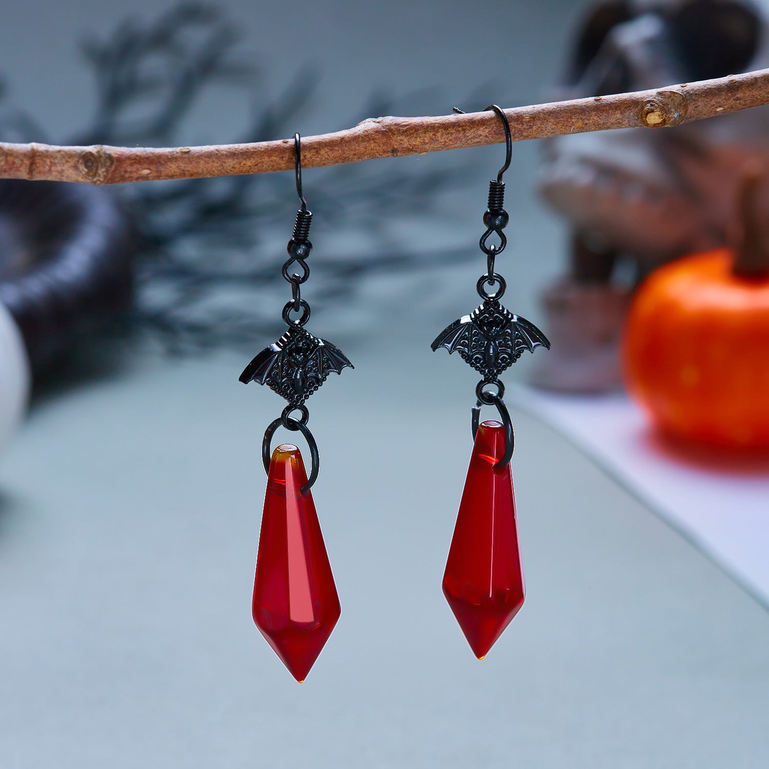Wholesale Gothic Vampire Bat Earrings Red Black Crystal  Party Fashion Accessory