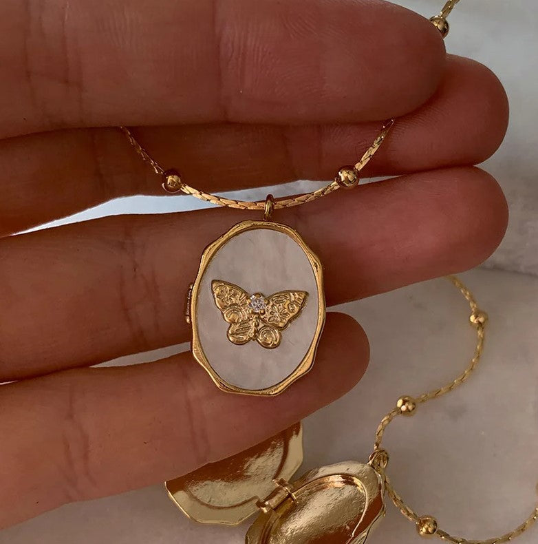 Wholesale Butterfly Shell Necklace Retro Openable and Closable Gold Plated Necklace ACC-NE-Jipei008
