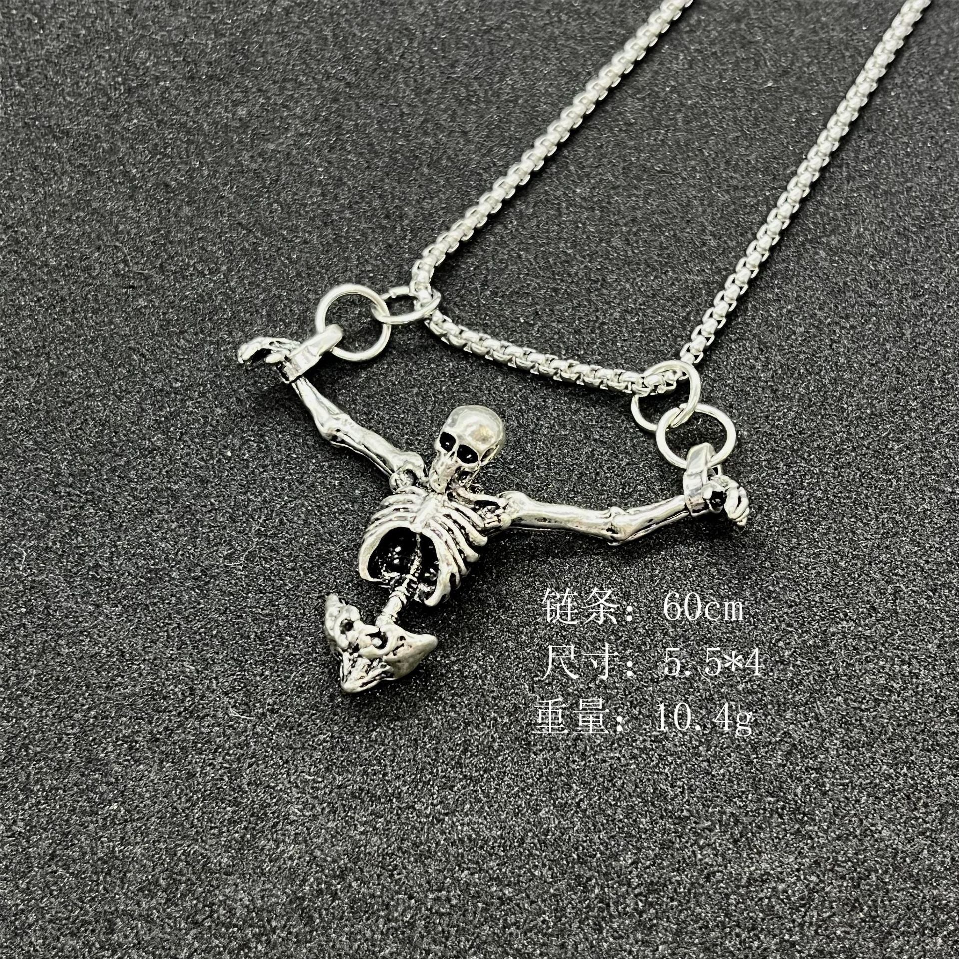 Wholesale exaggerated retro skull bone pendant necklace