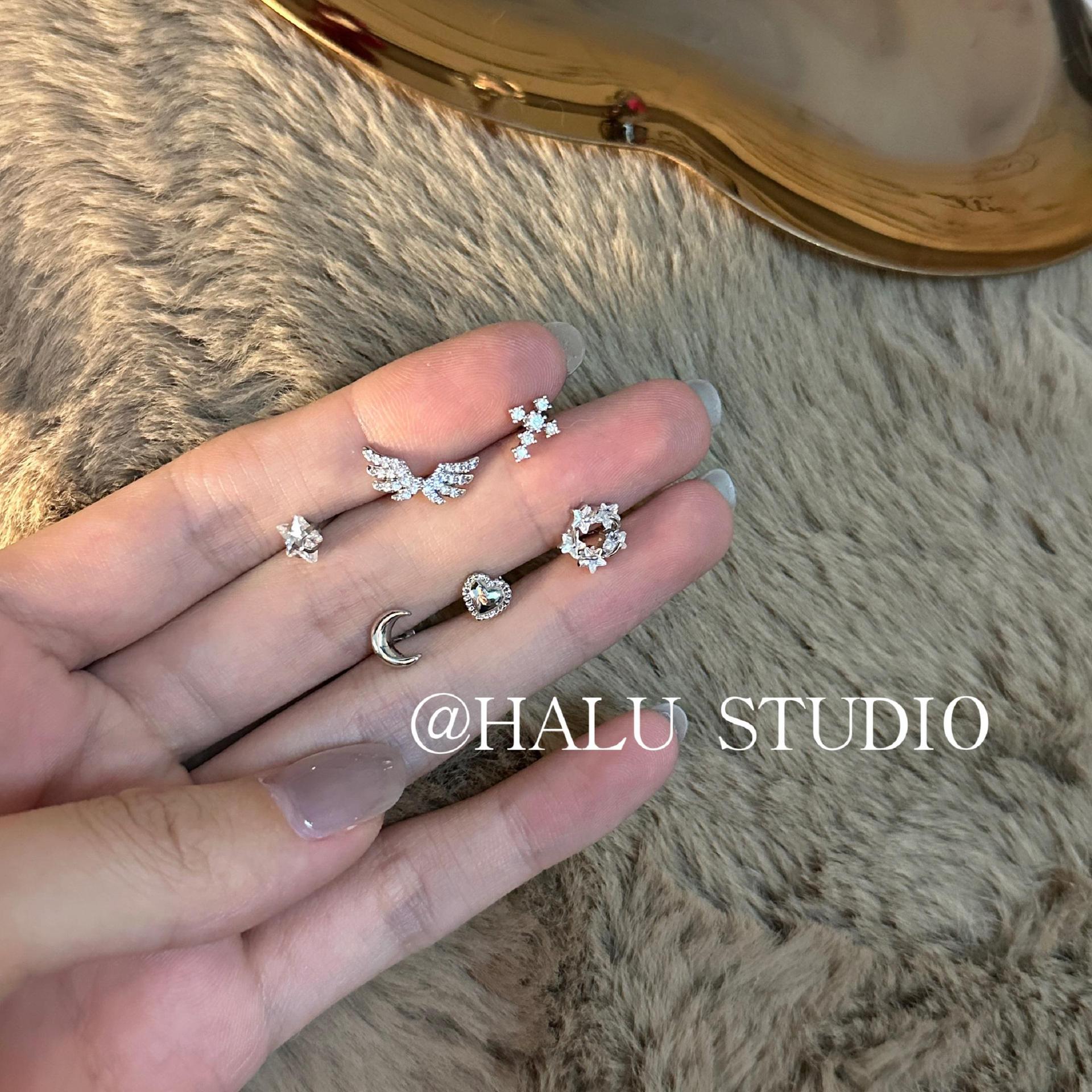 Wholesale Cute Three-dimensional Cross Love Sweet Cool Titanium Steel  Ear Bone Nail Earrings