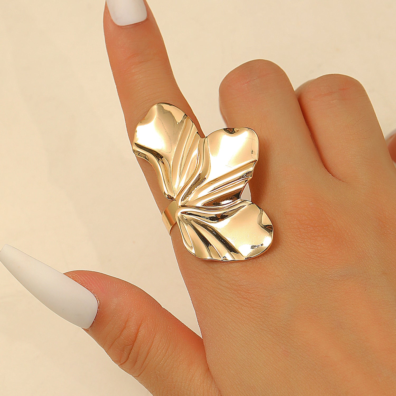 Anello irregolare da donna con linee geometriche in metallo con fiori e foglie all'ingrosso