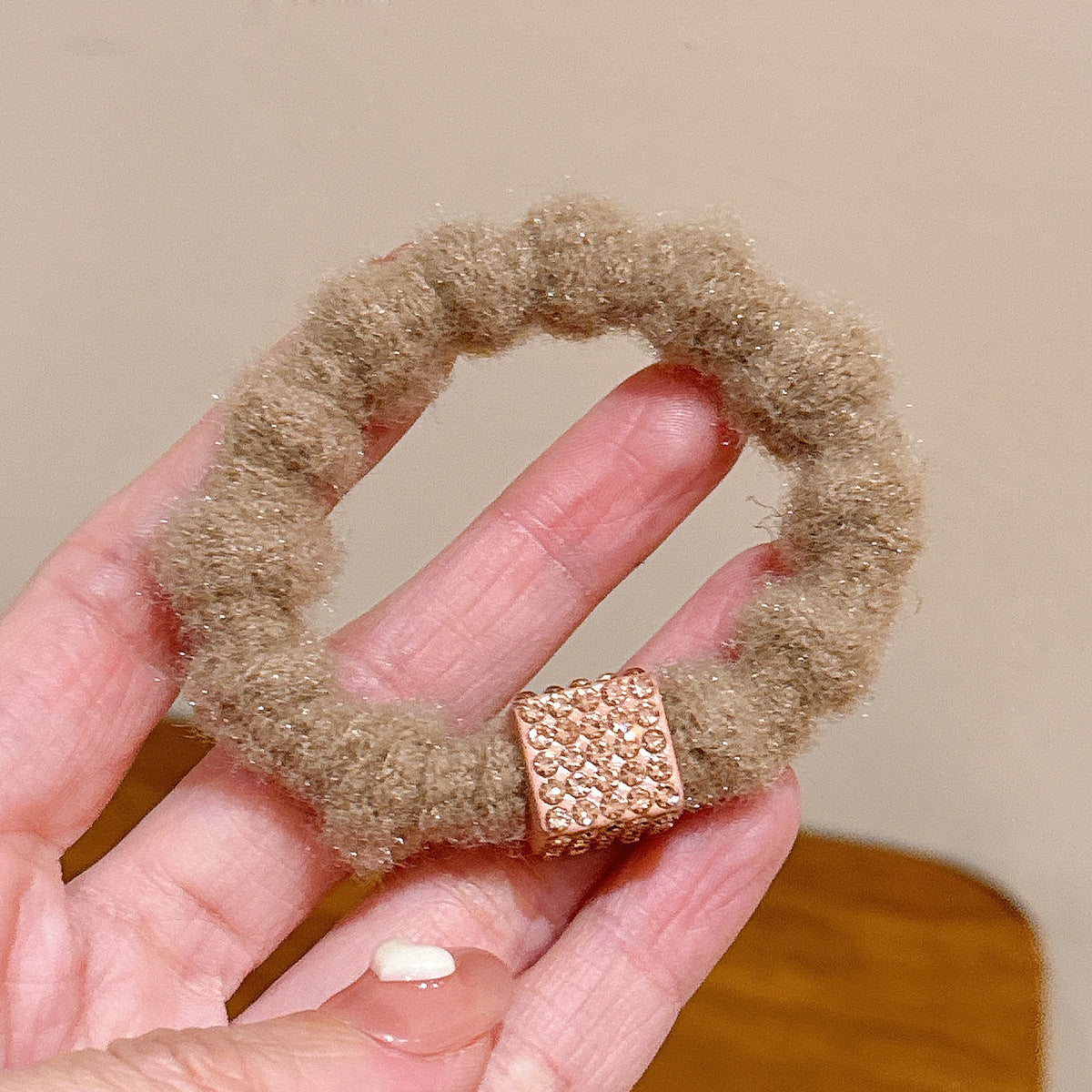 Wholesale Autumn and Winter Plush Hair Bands ACC-HS-Huidi028