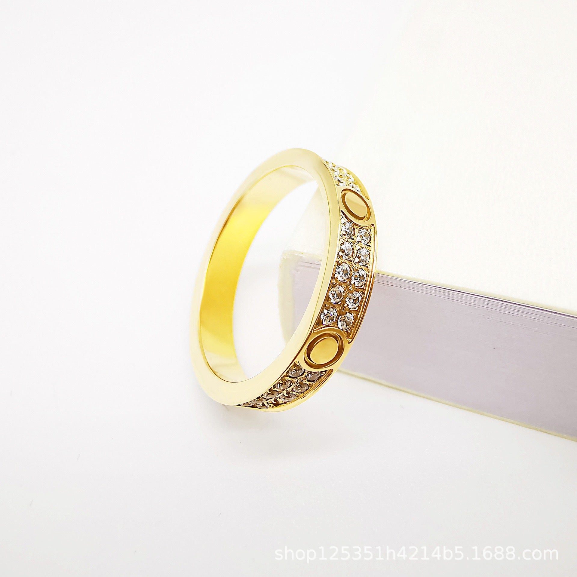 Wholesale Fashion Titanium Steel Starry Rose Gold Diamond-Encrusted Couple Ring Jewelry Accessory
