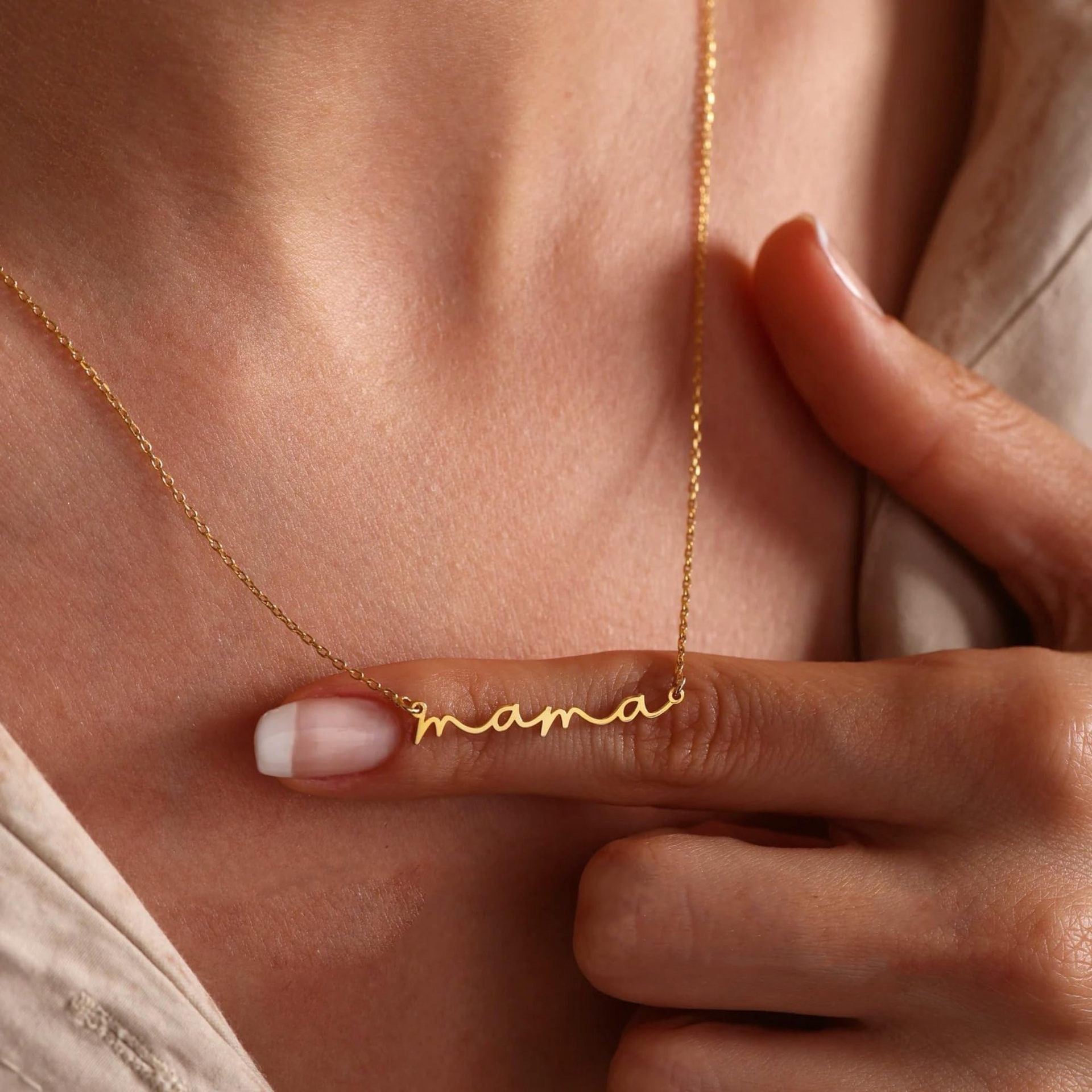 Wholesale Mother' s Day Simple Mama Stainless Steel Letter Necklace