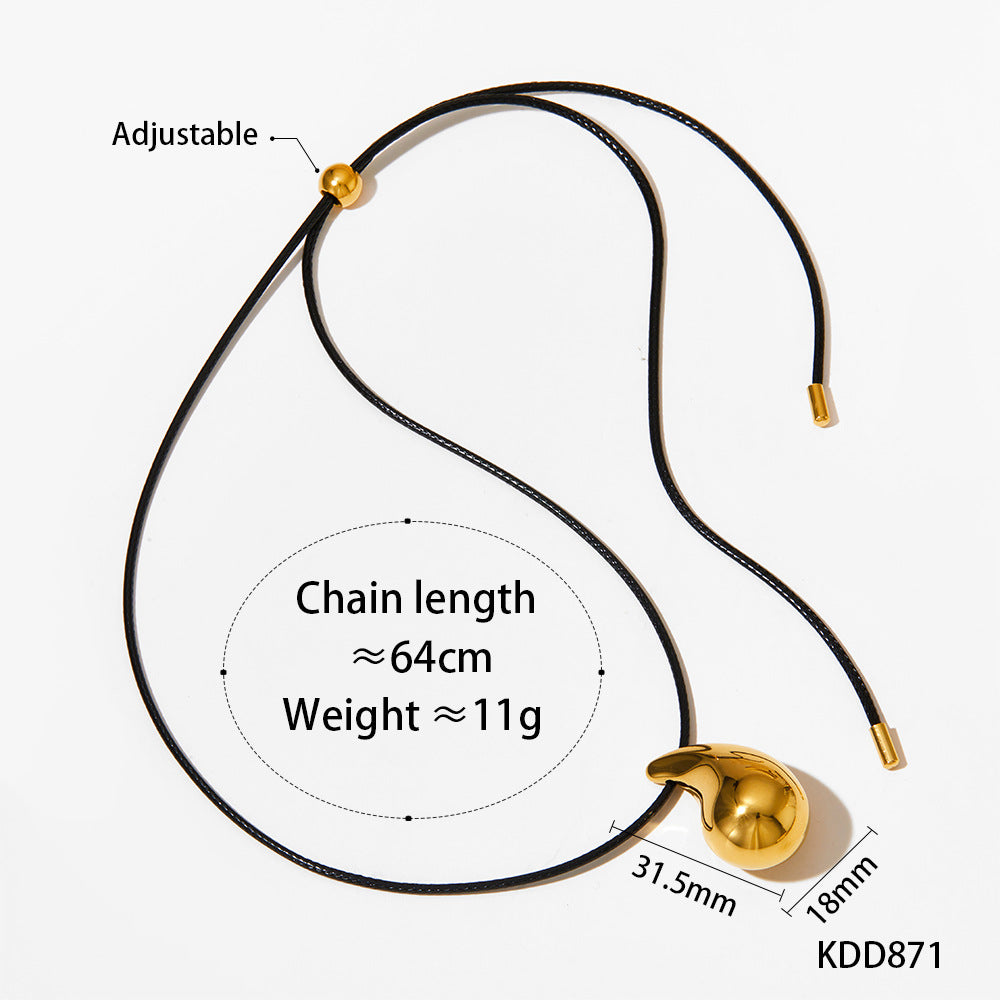 Wholesale stainless steel  simple style fashion exaggerated hollow five-pointed star Circle necklace