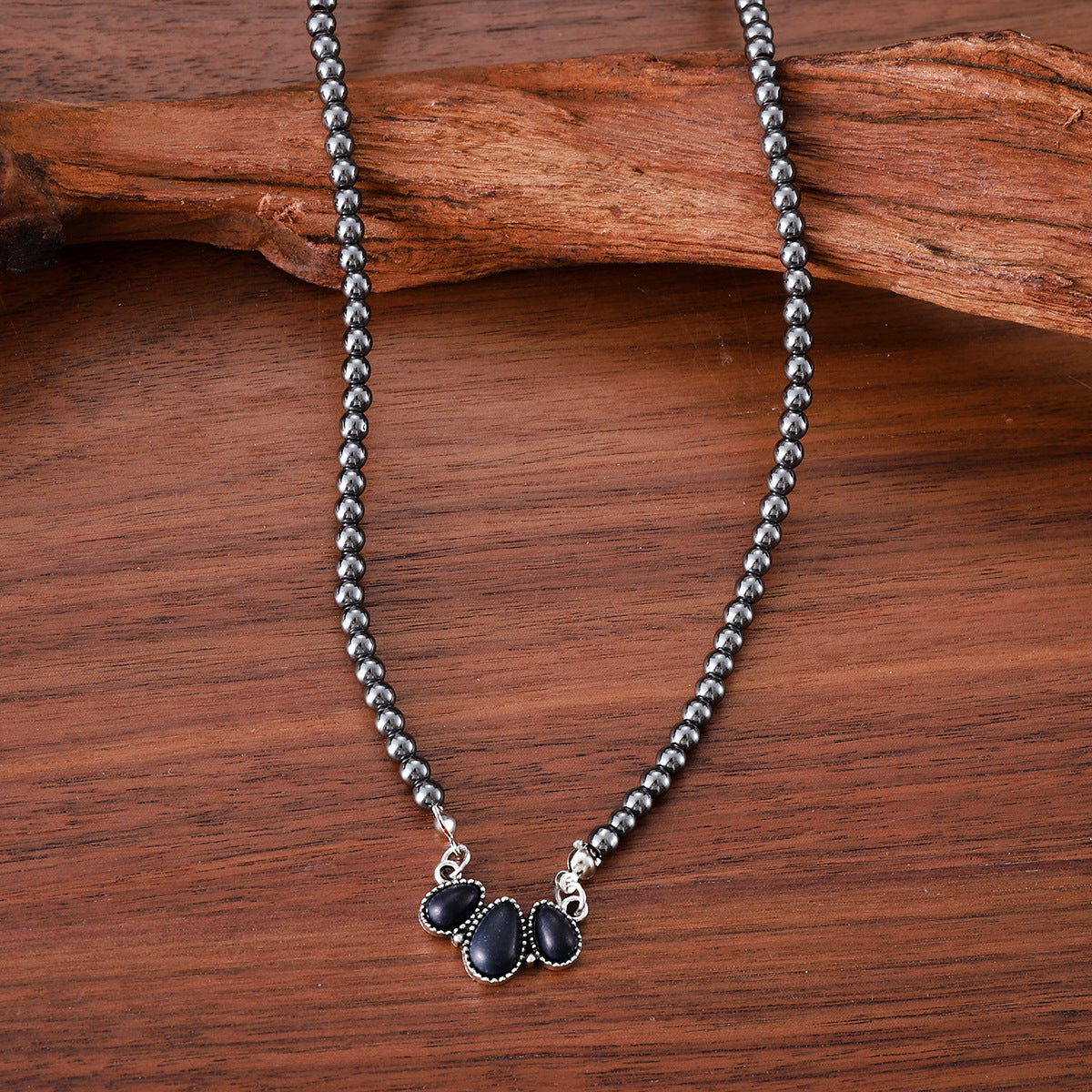 Wholesale Vintage Bohemian Turquoise Pendant Necklace Black Round Inlay Zinc Alloy Ball Chain Women S Gift Boutique Resale
