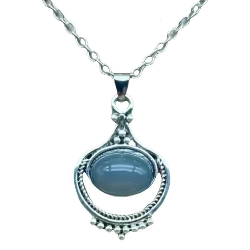 Wholesale Vintage Pattern Oval Gemstone Pendant Necklace