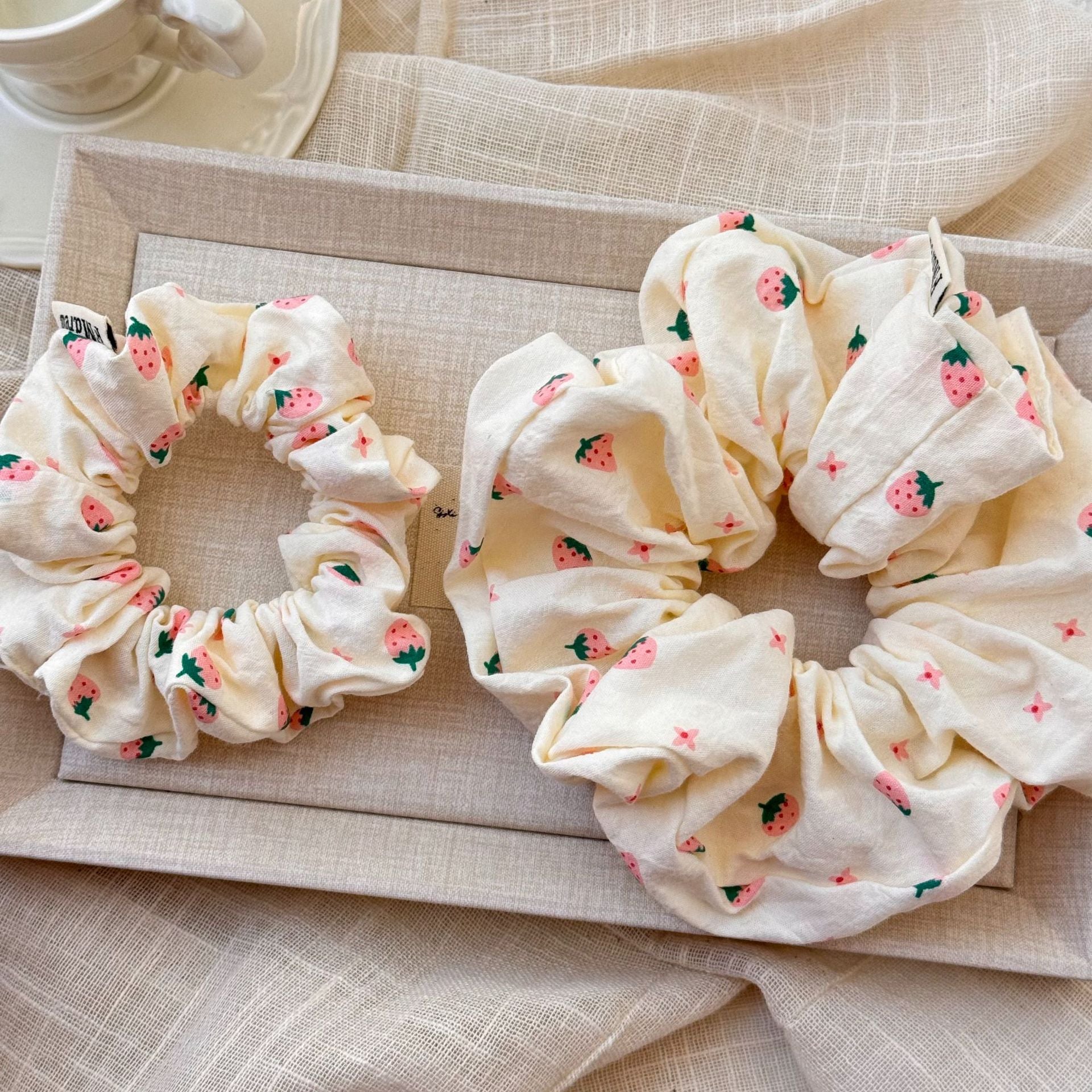 Wholesale Pink Strawberry hair tie cute hair scrunchies