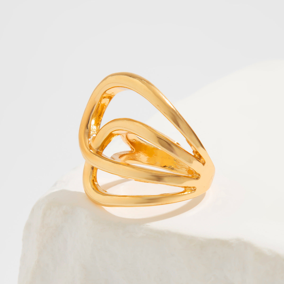 Wholesale Wide-edge hammer pattern irregular alloy curved bracelet set