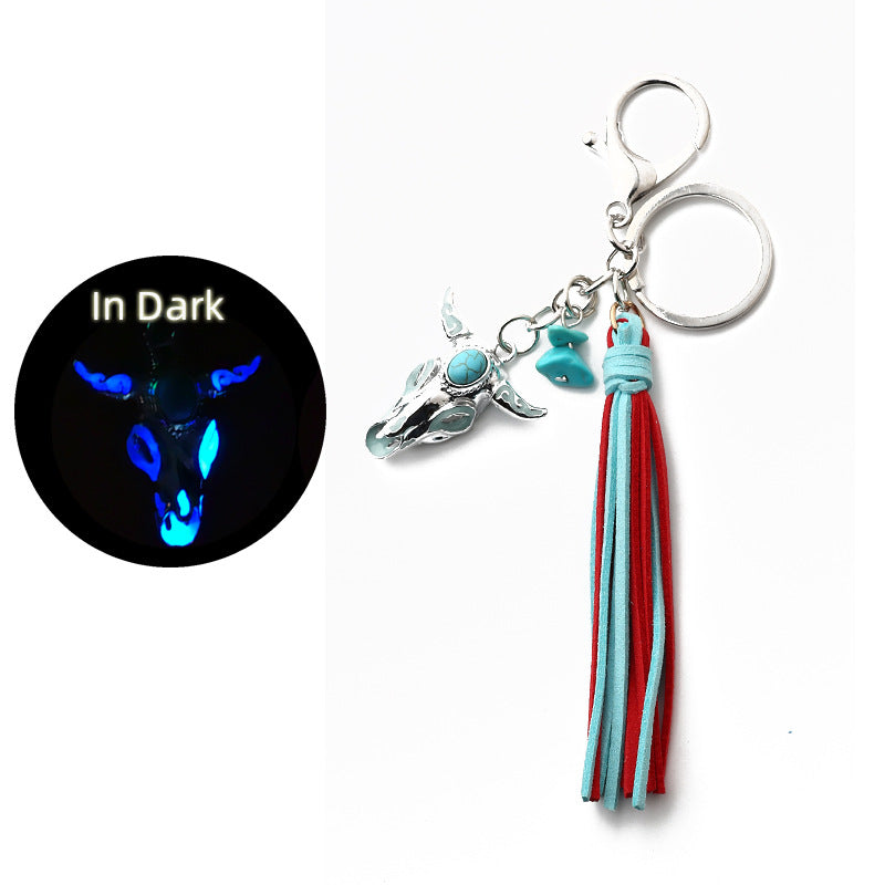 Wholesale retro Western style turquoise luminous cow head fluorescent metal keychain