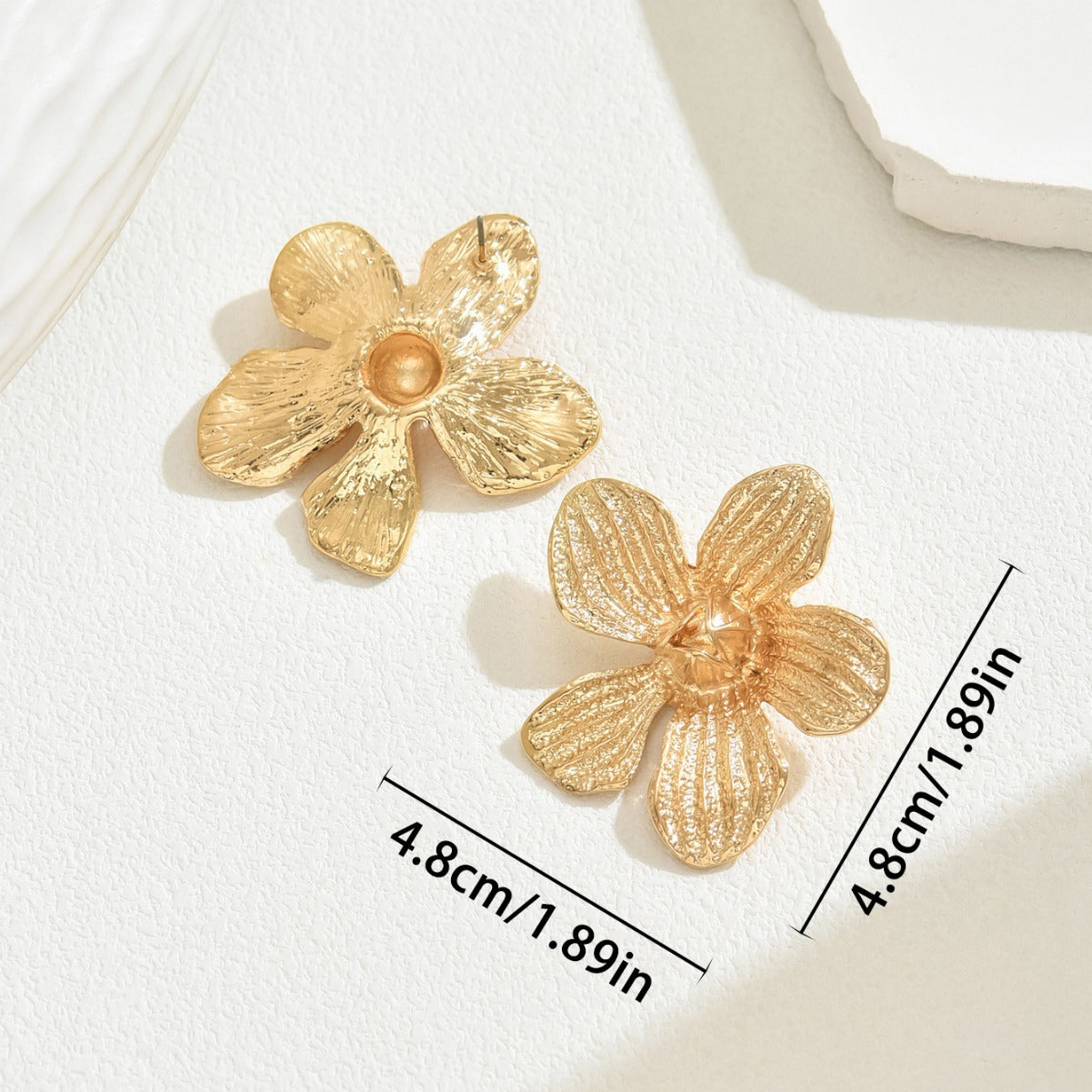 Wholesale  Exaggerated Flowers Water Drops Fashion Earrings