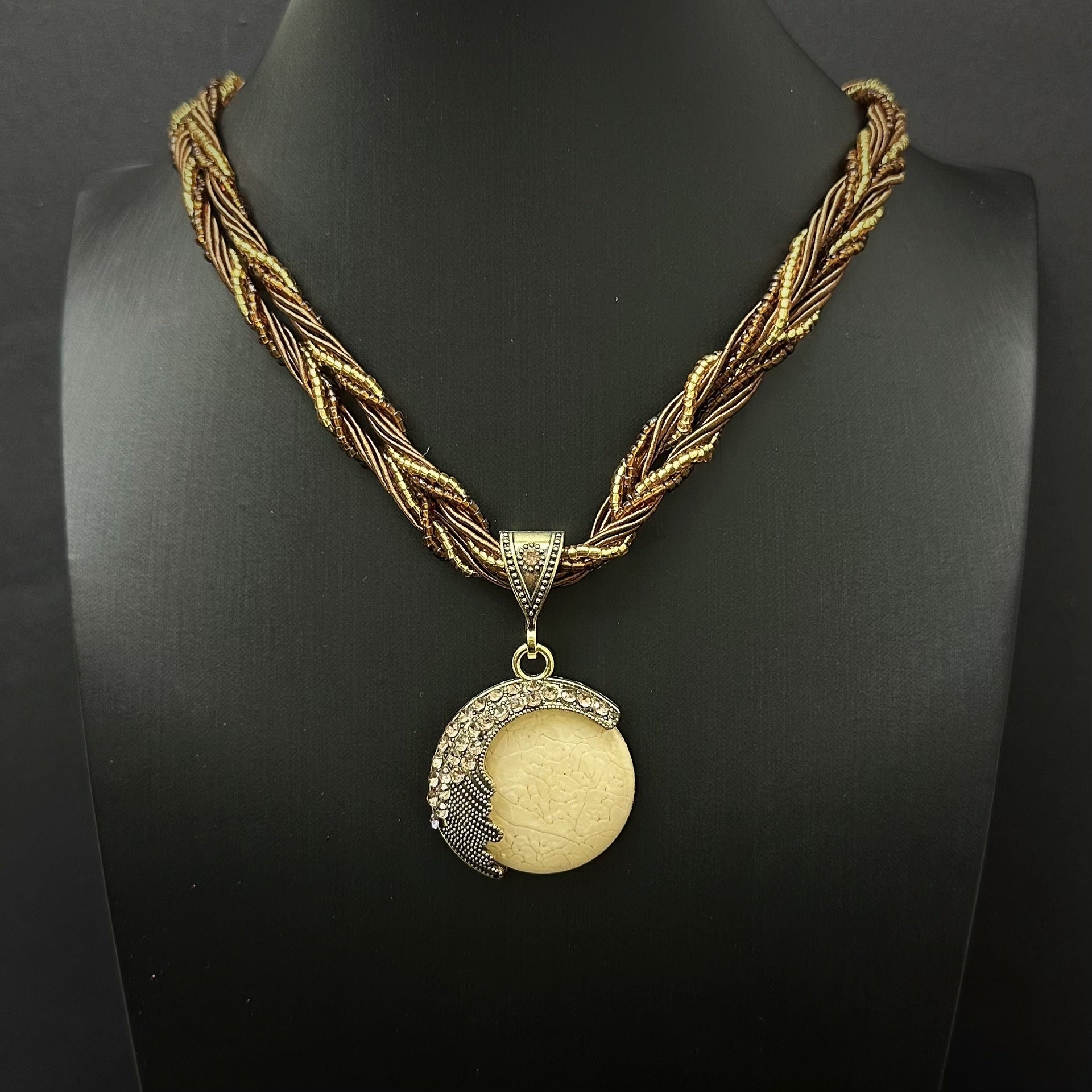 Wholesale Blue Resin Beaded Bohemian Retro Necklace,  Trendy Layering Jewelry for Boutique Resale