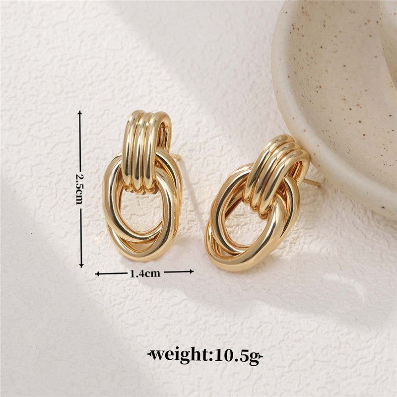 Wholesale  three ring personality retro light luxury wind earrings