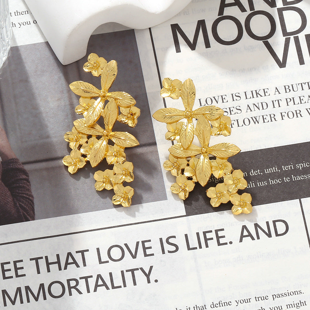 Wholesale Vintage Sunflower Metal Exaggerated Earrings