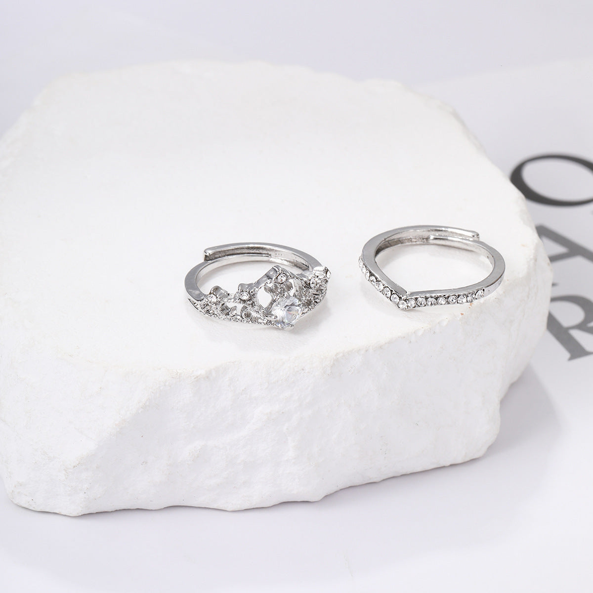 Wholesale Crown Princess Design Ring Set 2PCS Gold Alloy Fashion Jewelry Gift