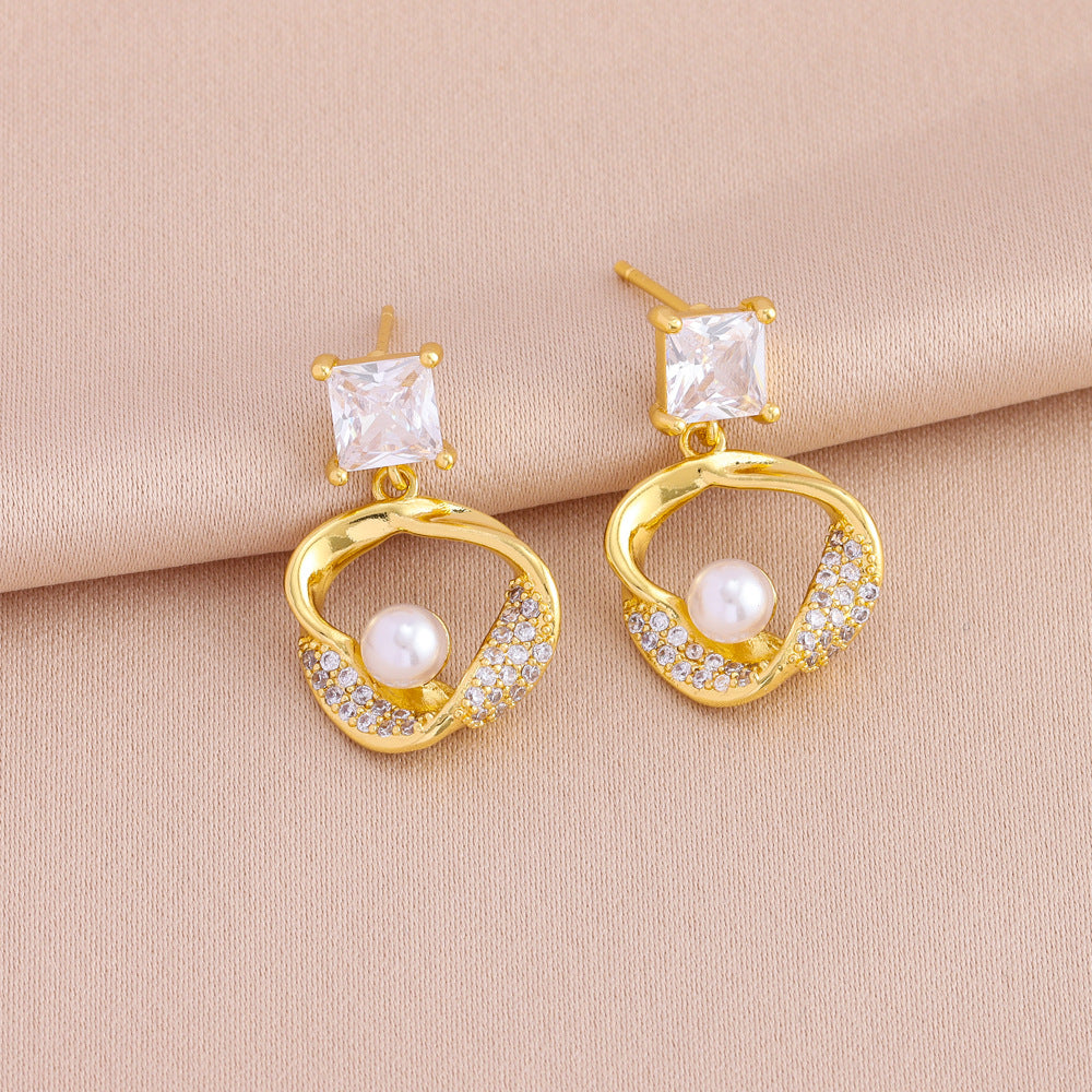 Wholesale Light Luxury Retro Zircon Inlaid  Pearl Pendant Titanium Steel Necklace Earrings Jewelry suit